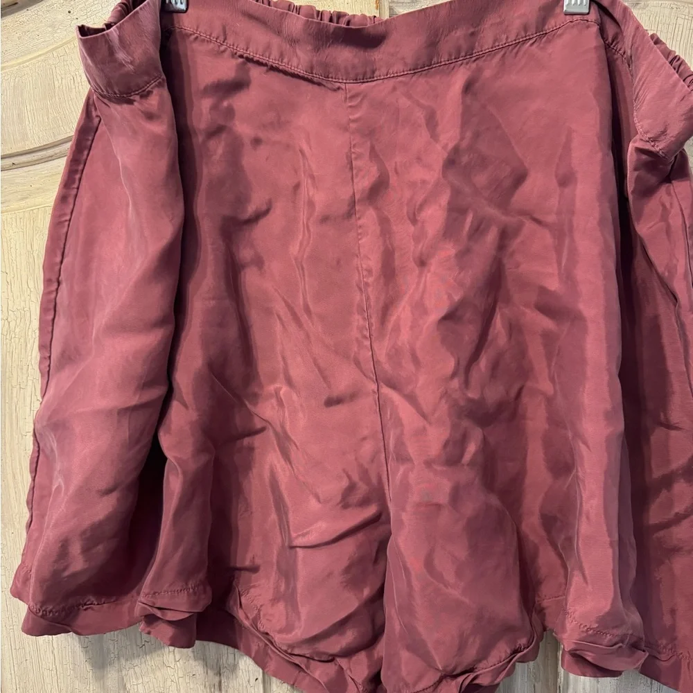 Athleta Calm Cool Short - Picture 2 of 4